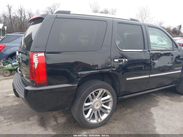 2014 Cadillac Escalade Platinum მანქანა იყიდება აუქციონზე, vin: 1GYS4DEF5ER156145, აუქციონის ნომერი: 44477652