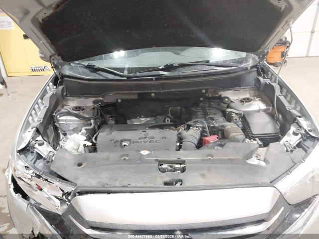 2018 MITSUBISHI OUTLANDER SPORT JA4AR3AU2JU016086 Photo 9
