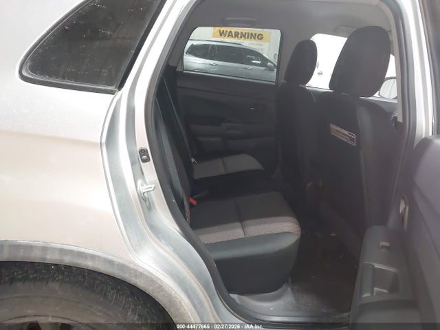 2018 MITSUBISHI OUTLANDER SPORT JA4AR3AU2JU016086 Photo 7