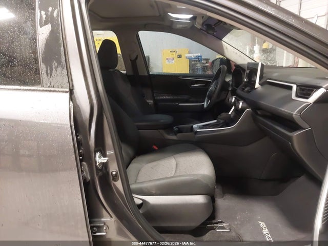 2T3W1RFV3RC255816 Toyota Rav4 Xle