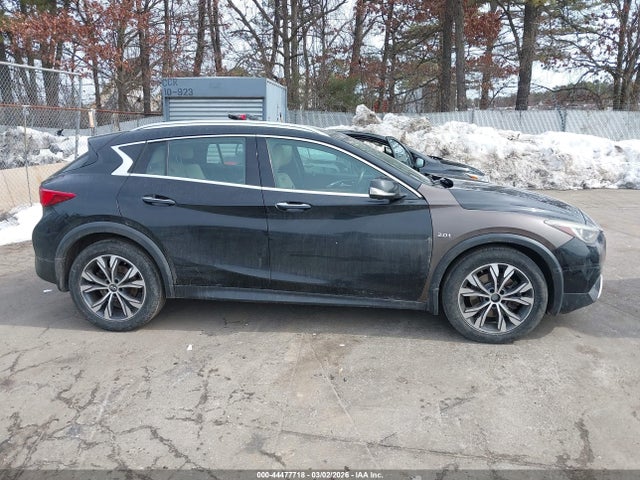 2017 Infiniti Qx30 Premium მანქანა იყიდება აუქციონზე, vin: SJKCH5CR8HA020139, აუქციონის ნომერი: 44477718