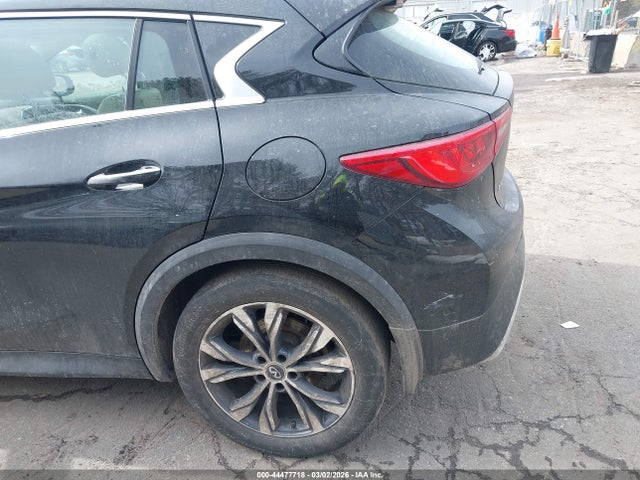 2017 Infiniti Qx30 Premium მანქანა იყიდება აუქციონზე, vin: SJKCH5CR8HA020139, აუქციონის ნომერი: 44477718
