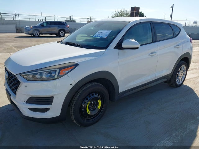 Hyundai TUCSON SE 2020 KM8J23A43LU102502 Image 2