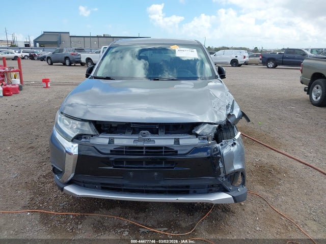 Продаж на аукціоні авто 2018 Mitsubishi Outlander Es, vin: JA4AD2A3XJZ053082, номер лоту: 44477746