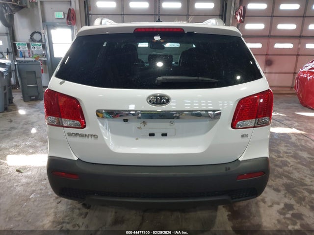 2013 Kia Sorento Ex მანქანა იყიდება აუქციონზე, vin: 5XYKU4A63DG408225, აუქციონის ნომერი: 44477800