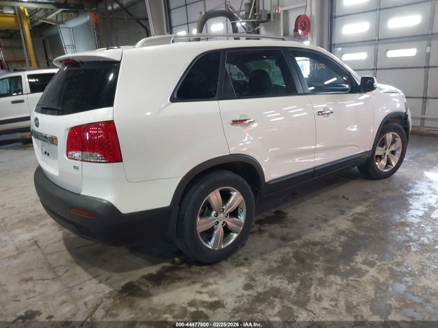 2013 Kia Sorento Ex მანქანა იყიდება აუქციონზე, vin: 5XYKU4A63DG408225, აუქციონის ნომერი: 44477800