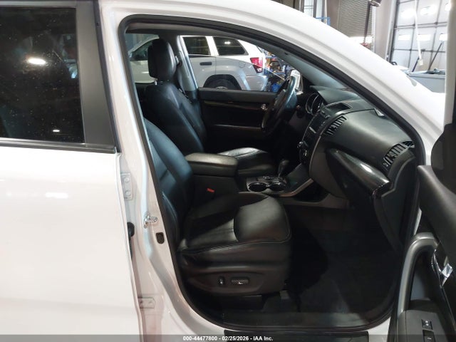 2013 Kia Sorento Ex მანქანა იყიდება აუქციონზე, vin: 5XYKU4A63DG408225, აუქციონის ნომერი: 44477800
