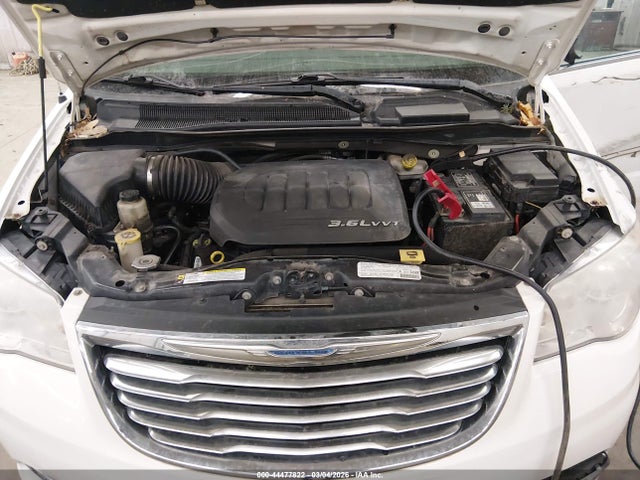 Продажа на аукционе авто 2013 Chrysler Town & Country Touring, vin: 2C4RC1BG0DR540992, номер лота: 44477822