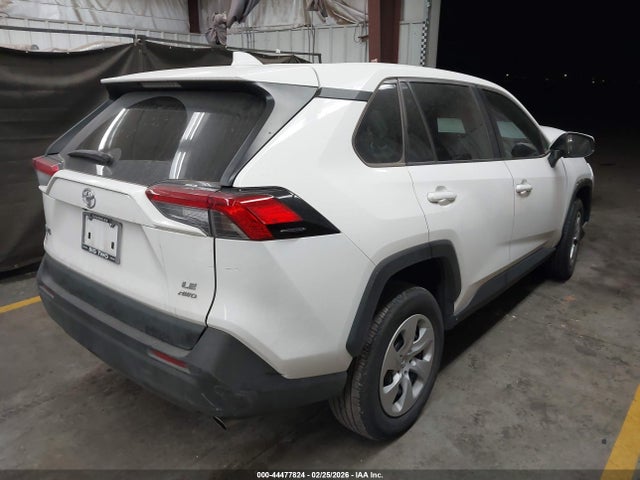 2T3G1RFV4RW434398 Toyota RAV4 LE