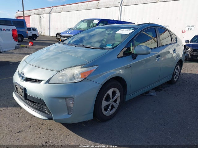 Toyota Prius Three 2014 JTDKN3DU8E1783014 Image 2