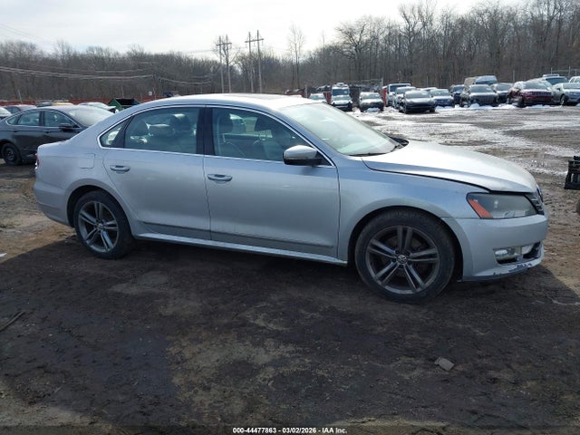 Aukcja sprzedaży 2015 Volkswagen Passat 1.8t Se, vin: 1VWBT7A3XFC004207, numer aukcji: 44477863