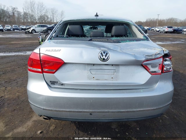 Aukcja sprzedaży 2015 Volkswagen Passat 1.8t Se, vin: 1VWBT7A3XFC004207, numer aukcji: 44477863
