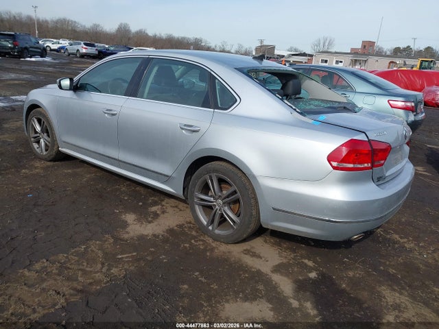 Aukcja sprzedaży 2015 Volkswagen Passat 1.8t Se, vin: 1VWBT7A3XFC004207, numer aukcji: 44477863