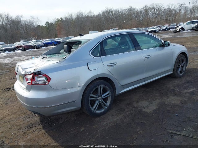 Aukcja sprzedaży 2015 Volkswagen Passat 1.8t Se, vin: 1VWBT7A3XFC004207, numer aukcji: 44477863