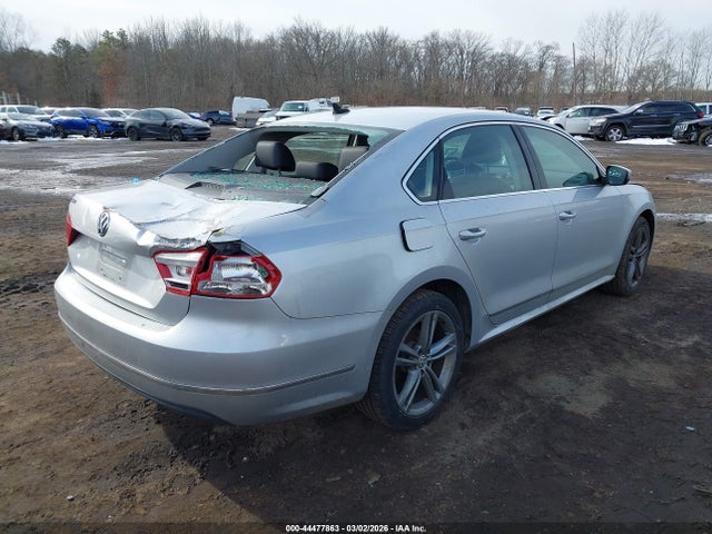 Aukcja sprzedaży 2015 Volkswagen Passat 1.8t Se, vin: 1VWBT7A3XFC004207, numer aukcji: 44477863