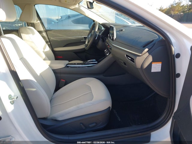 KMHL34JJ8MA027865 Hyundai SONATA SEL