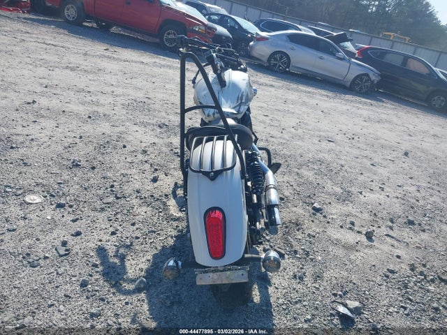 2016 INDIAN MOTORCYCLE CO. SCOUT 56KMSA114G3112747 Photo 5