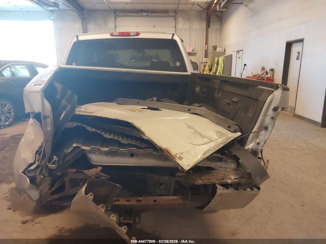 2011 Chevrolet Silverado 1500 Ls მანქანა იყიდება აუქციონზე, vin: 3GCPKREA7BG387840, აუქციონის ნომერი: 44477900