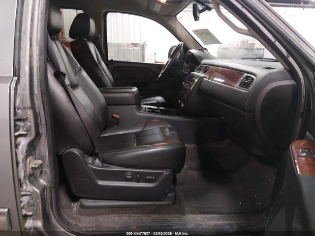 Продажа на аукционе авто 2012 Chevrolet Suburban 1500 Lt, vin: 1GNSKJE71CR248098, номер лота: 44477927