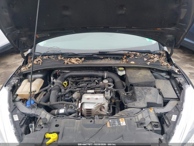 Ford FOCUS SE 2017 1FADP3FE8HL255948 Image 10