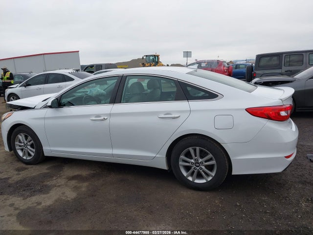 Hyundai SONATA SE 2015 5NPE24AF3FH137410 Image 14