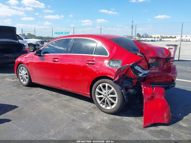 2020 MERCEDES-BENZ A 220 WDD3G4EB2LW038153 Photo 2