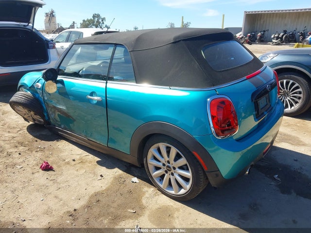 2020 MINI CONVERTIBLE WMWWJ3C02L3L71620 Photo 2