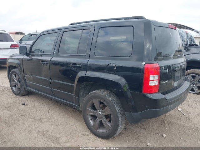 1C4NJRFBXFD271102 Jeep Patriot High Altitude Edition