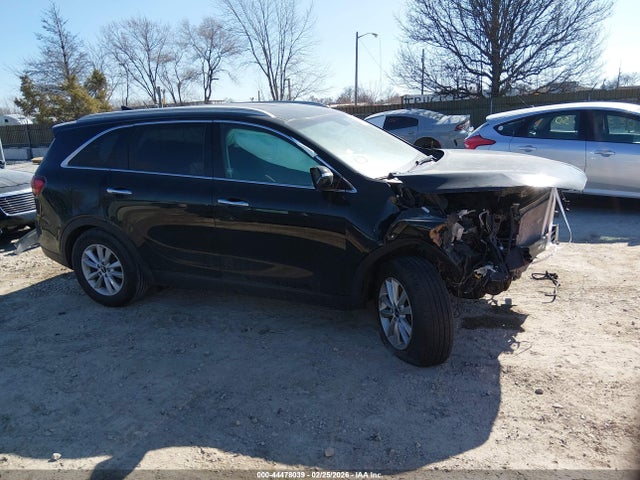 Продажа на аукционе авто 2019 Kia Sorento 2.4l Lx, vin: 5XYPG4A31KG530548, номер лота: 44478039