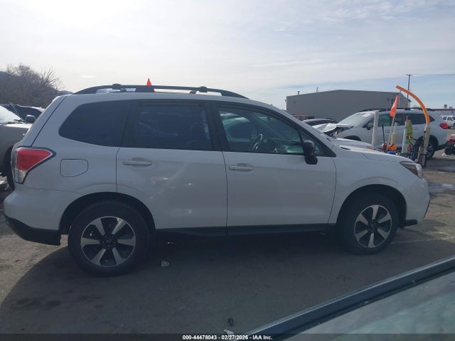 JF2SJABC9JH618358 Subaru Forester 2.5i