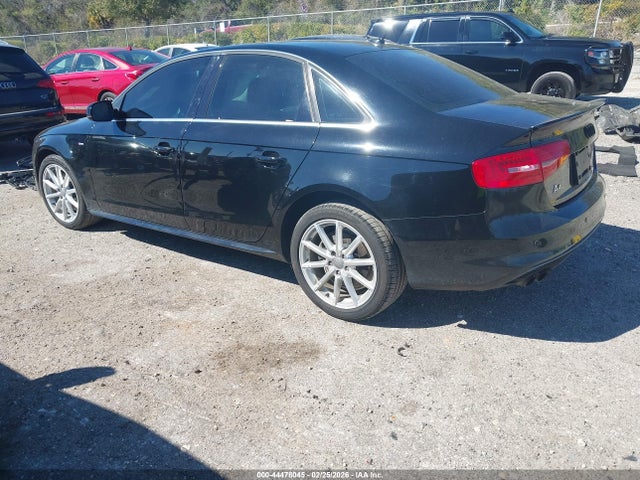 2015 AUDI A4 WAUAFAFL8FN026462 Photo 2