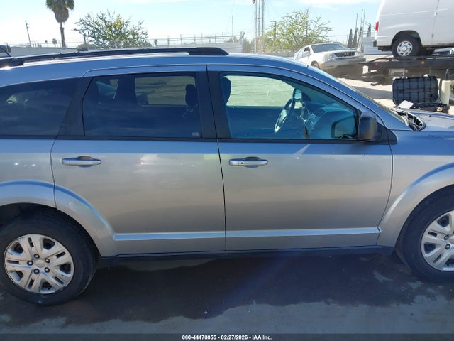 3C4PDCAB2JT375574 Dodge JOURNEY SE