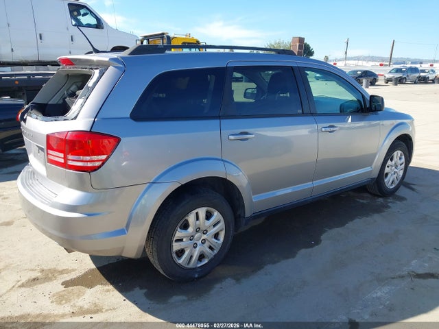 3C4PDCAB2JT375574 Dodge JOURNEY SE