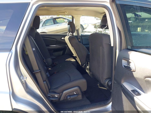 3C4PDCAB2JT375574 Dodge JOURNEY SE