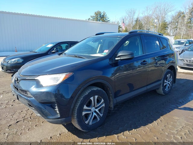 JTMBFREV6JJ729745 Toyota RAV4 LE
