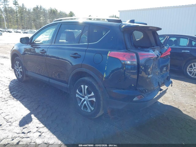 JTMBFREV6JJ729745 Toyota RAV4 LE