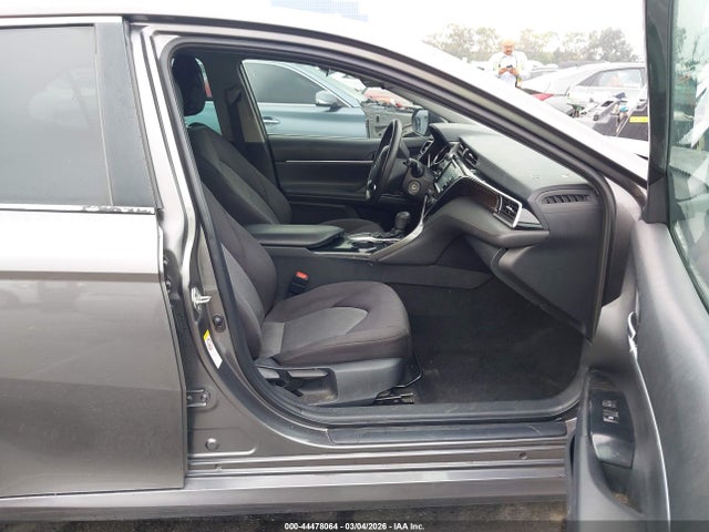 4T1B11HK7JU037635 Toyota CAMRY LE