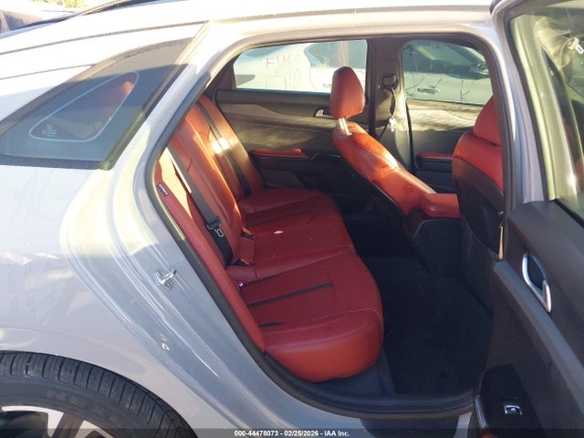 5XXG64J24MG035844 KIA K5 Gt-line