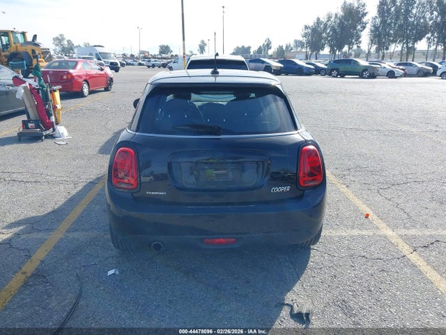 WMWXU1C55K2L18409 Mini Hardtop Cooper