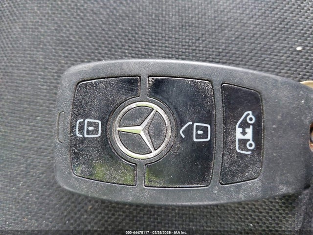 44478117 :رقم المزاد ، W1X9K2312PN227527 vin ، 2023 Mercedes-benz Sprinter 4500 مزاد بيع