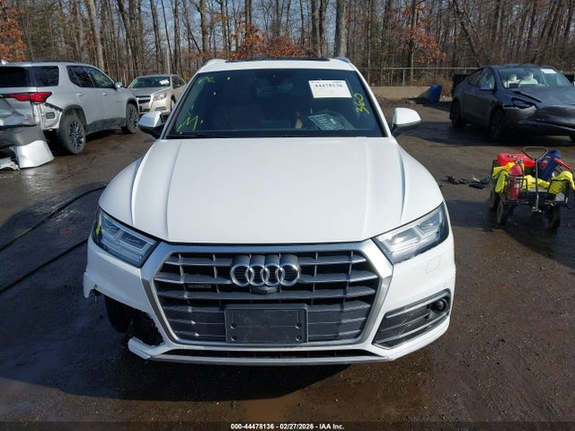 44478136 :رقم المزاد ، WA1CNAFY6J2125313 vin ، 2018 Audi Q5 2.0t Premium/2.0t Tech Premium مزاد بيع