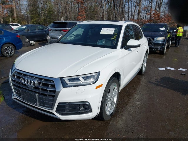 44478136 :رقم المزاد ، WA1CNAFY6J2125313 vin ، 2018 Audi Q5 2.0t Premium/2.0t Tech Premium مزاد بيع