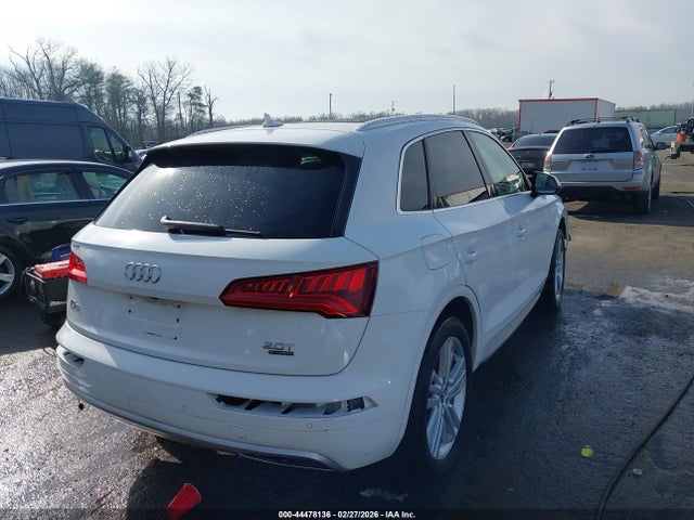 44478136 :رقم المزاد ، WA1CNAFY6J2125313 vin ، 2018 Audi Q5 2.0t Premium/2.0t Tech Premium مزاد بيع