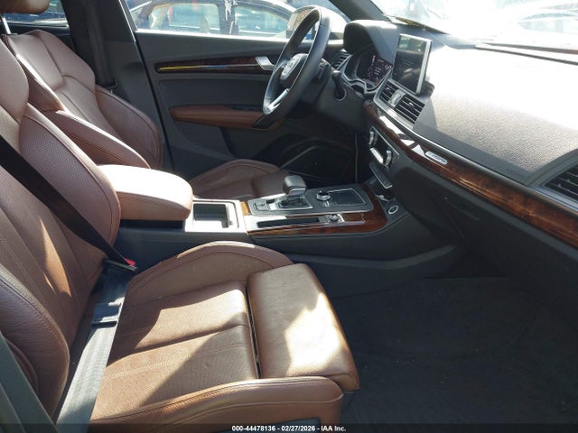 44478136 :رقم المزاد ، WA1CNAFY6J2125313 vin ، 2018 Audi Q5 2.0t Premium/2.0t Tech Premium مزاد بيع