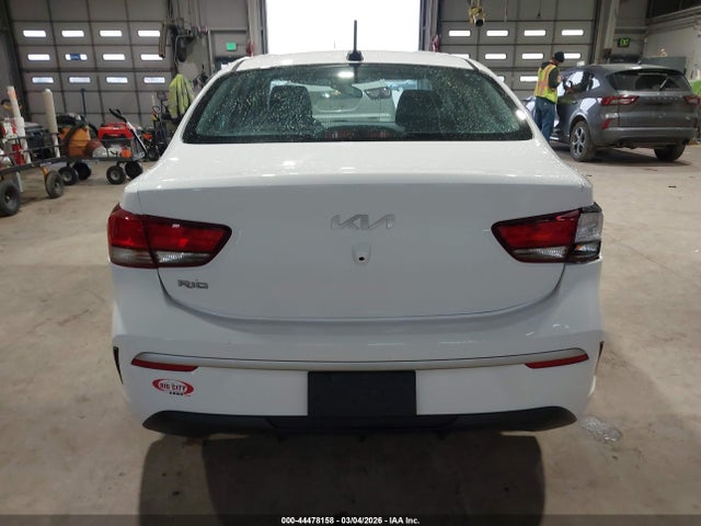 3KPA24AD8PE542407 KIA RIO LX
