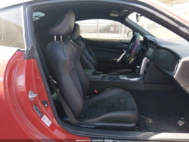 2017 TOYOTA 86 JF1ZNAA16H8711176 Photo 4