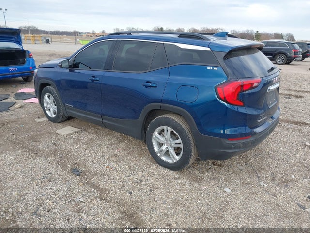 2020 GMC TERRAIN 3GKALMEV4LL341923 Photo 2