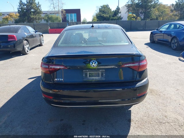 44478205 :رقم المزاد ، 3VWC57BU4KM166445 vin ، 2019 Volkswagen Jetta مزاد بيع