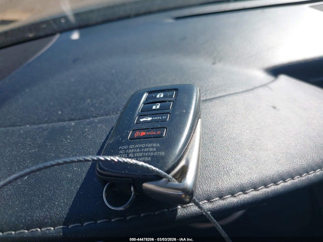 Lexus IS 200T 2016 JTHBA1D20G5003760 Image 11