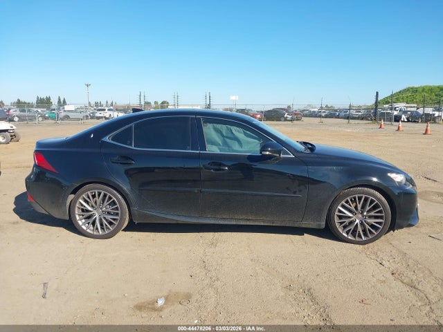 Lexus IS 200T 2016 JTHBA1D20G5003760 Image 13